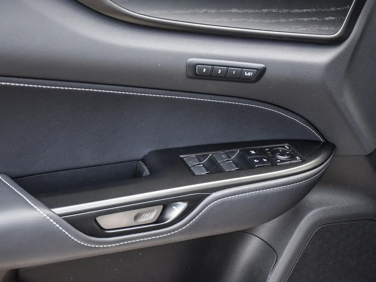 Lexus NX снимка Lexus NX
