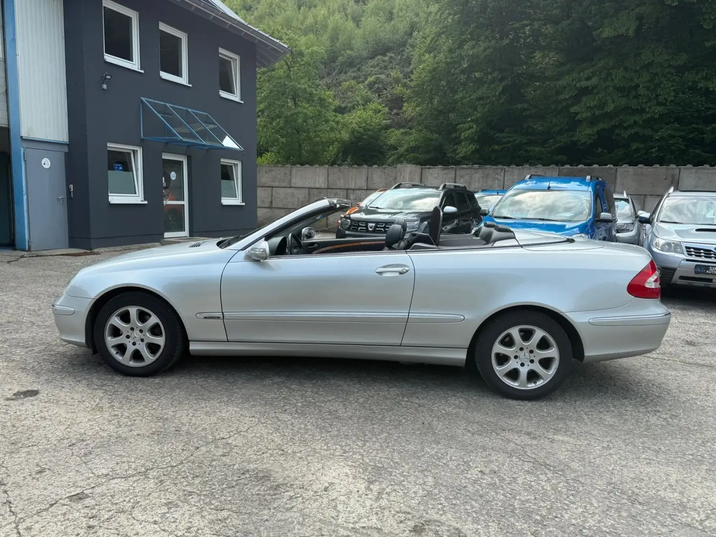 Mercedes-Benz CLK 200 Cabrio CLK 200 Kompressor 131TKM TOP Scheckheft Silber - 1