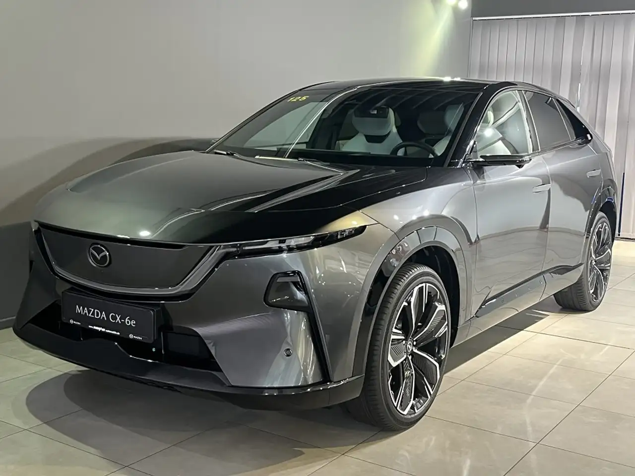 Mazda CX-6e