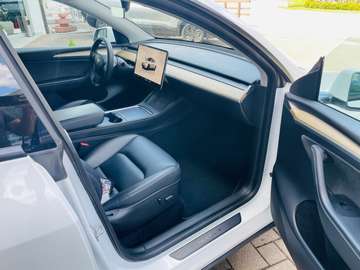 Model Y Long Range AWD 75kWh