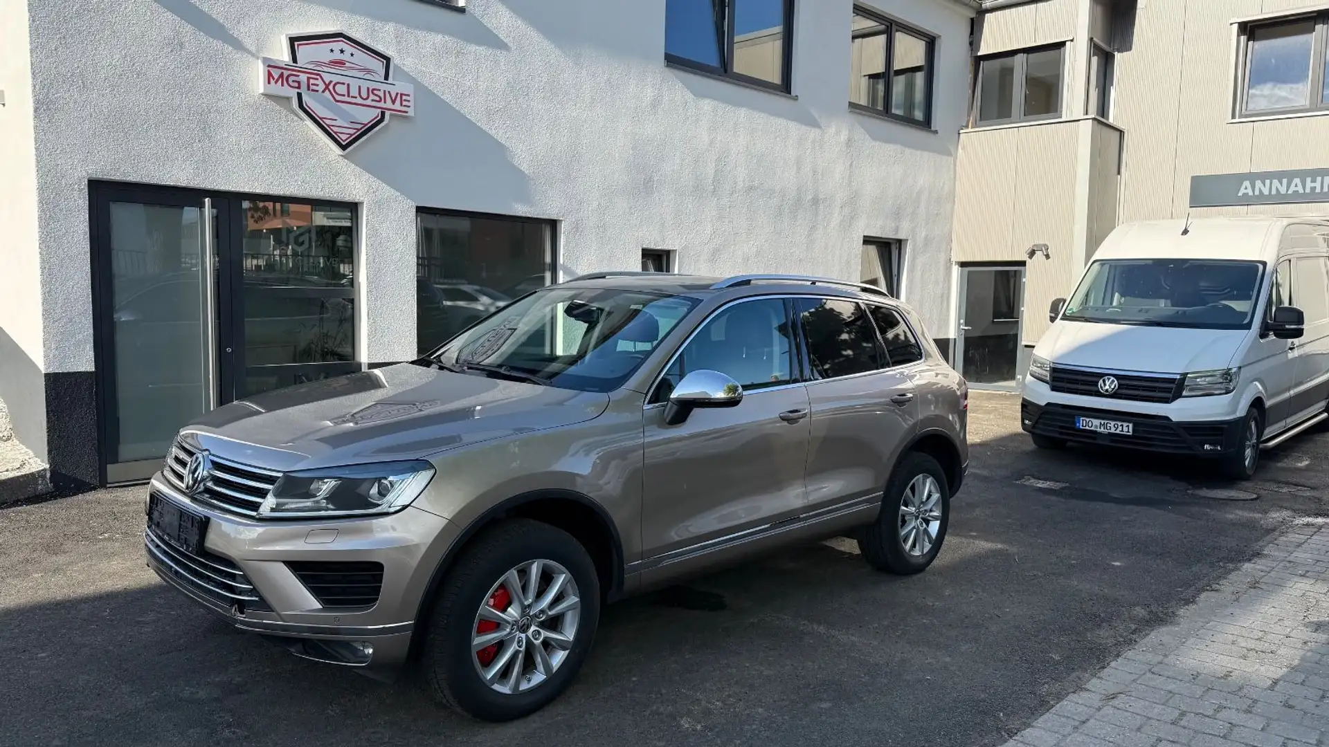 Volkswagen Touareg V6 TSI Hybrid 4Motion Oro - 1