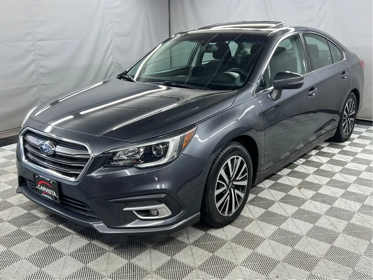Subaru Legacy снимка Subaru Legacy