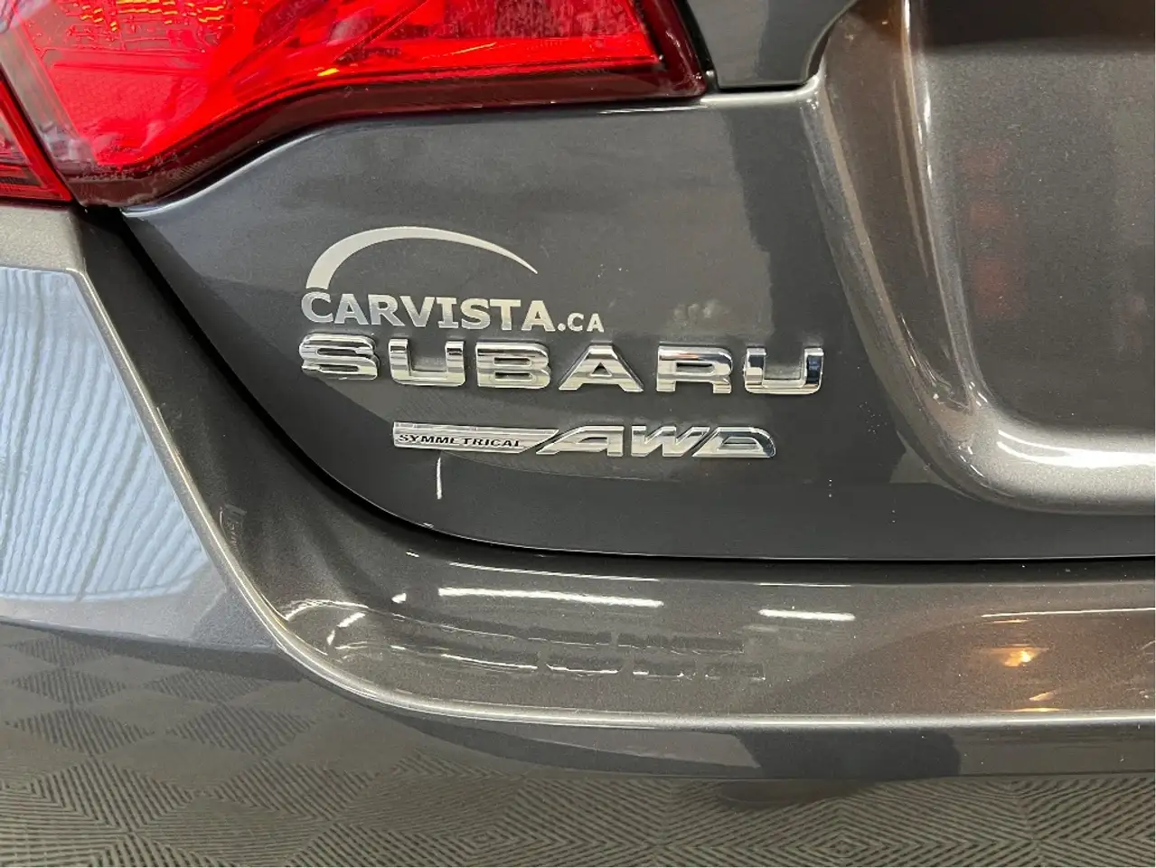 Subaru Legacy снимка Subaru Legacy