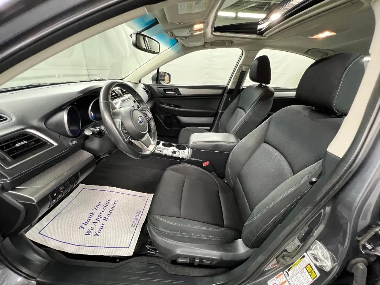 Subaru Legacy снимка Subaru Legacy