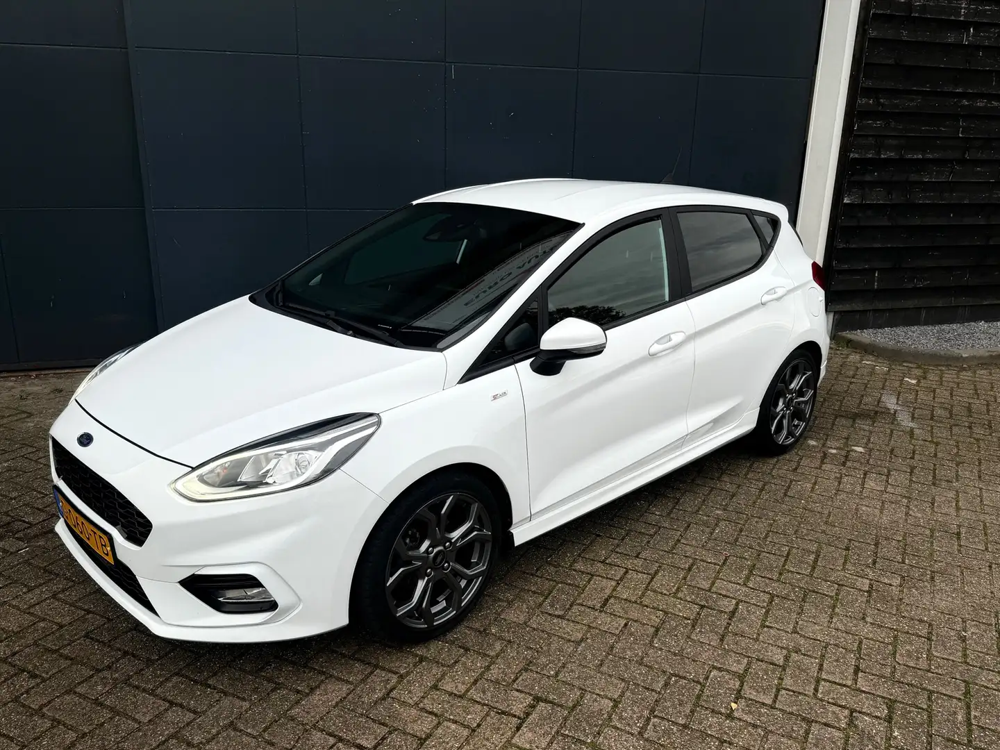 Ford Fiesta 1.0 EcoBoost ST-Line Blanc - 2