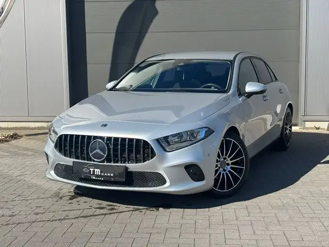 Mercedes-Benz A 160 cruise controle/navigatie/camera