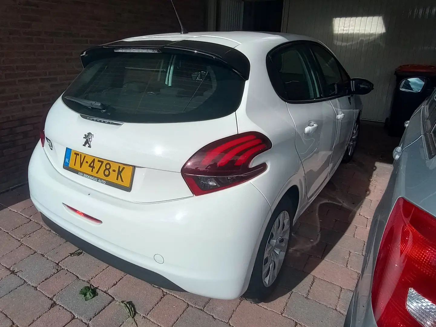 Peugeot 208 208 1.2 PureTech Like Wit - 2