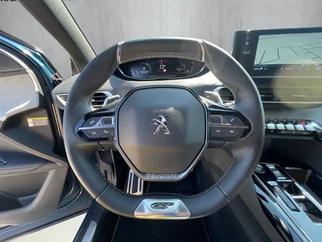 Peugeot 5008 view 10