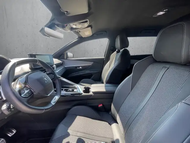 Peugeot 5008 view 9