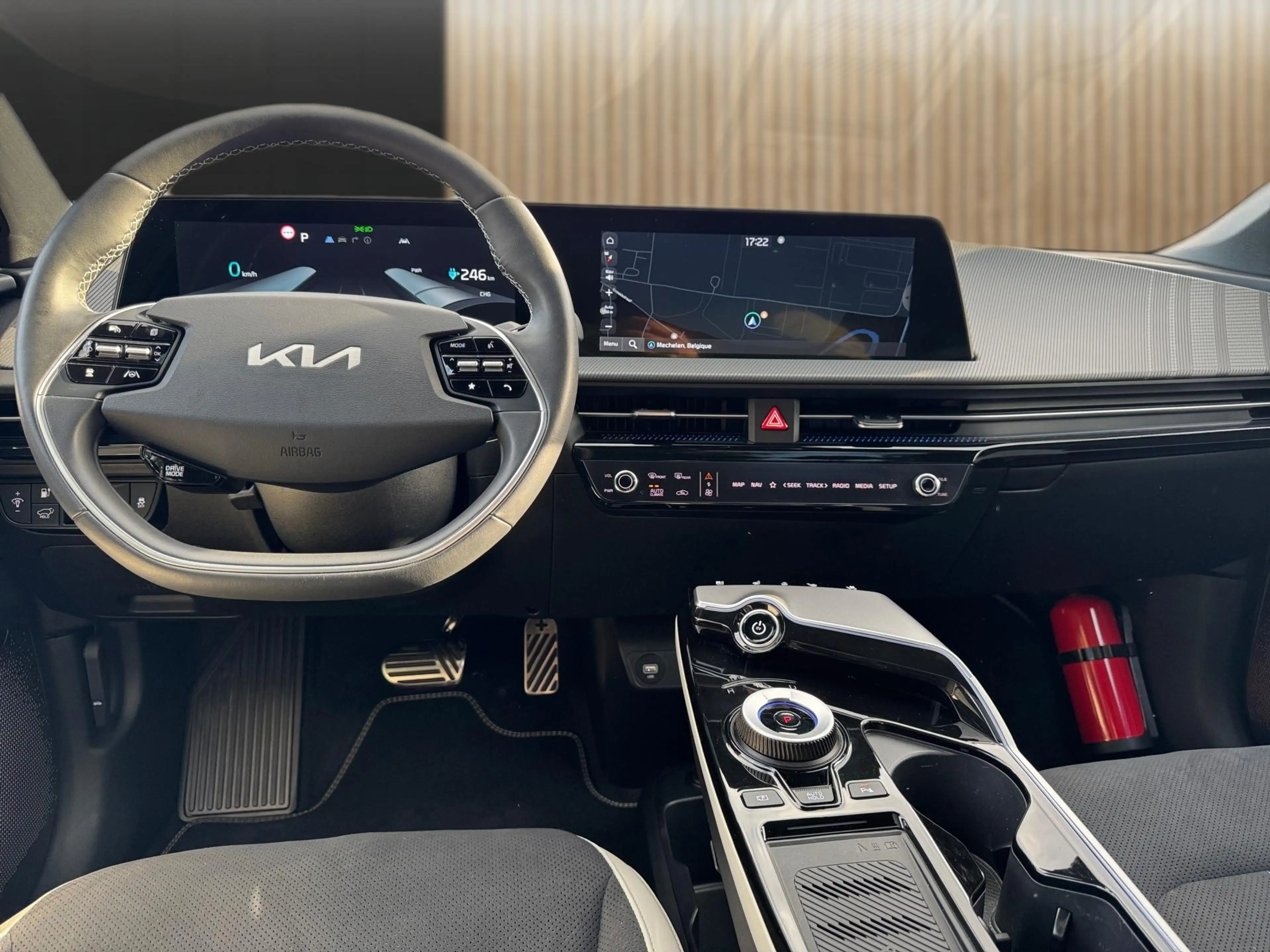 Kia EV6 GT-LINE RWD 77.4 kWh - Full Option! — photo 11