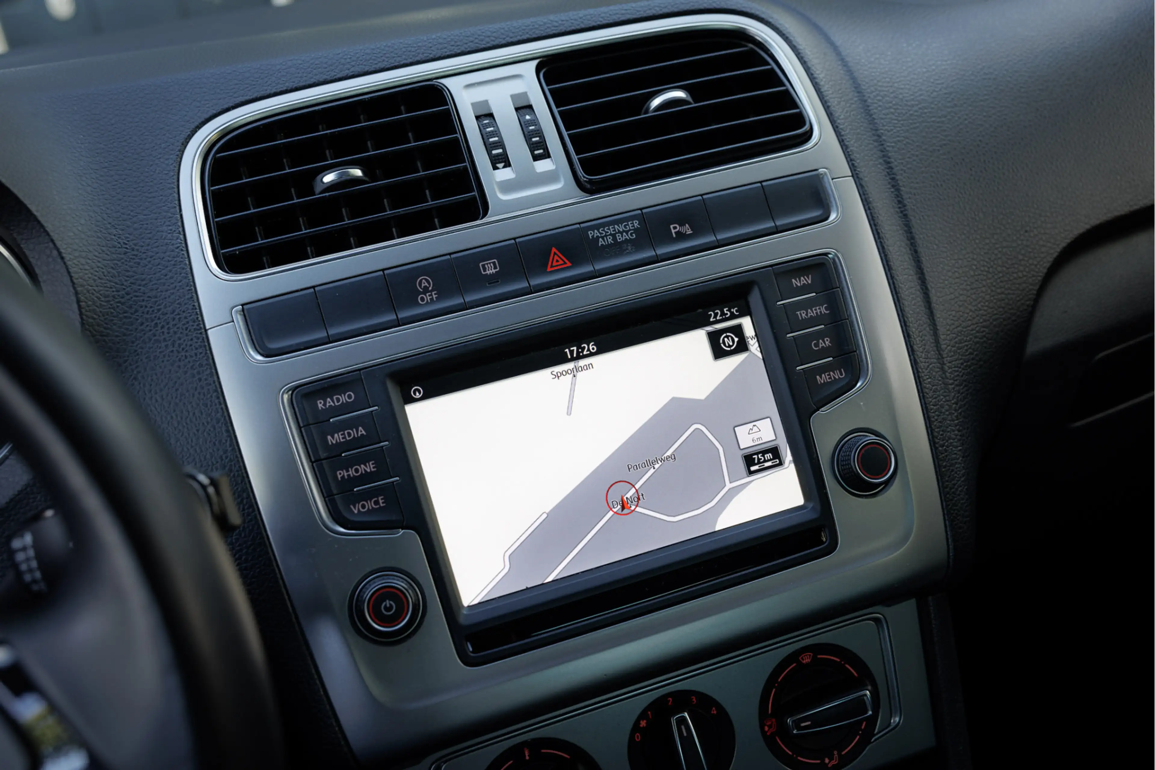 Volkswagen Polo 1.0 95PK | BlueMotion Edition | Navigatie | 15" LM — photo 13