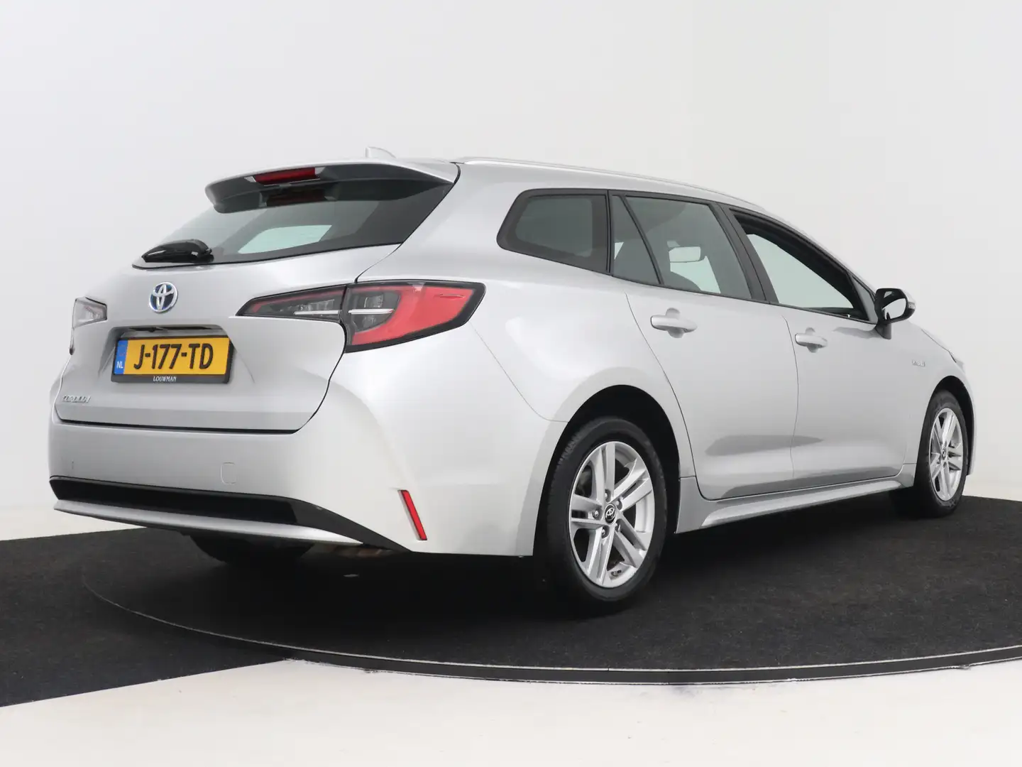 Toyota Corolla Touring Sports 1.8 Hybrid Active | Climate Control Grijs - 2