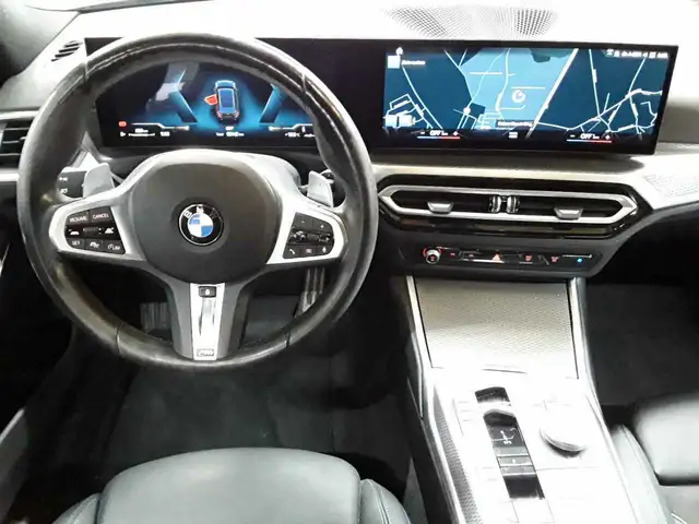 BMW 3 Series view 10