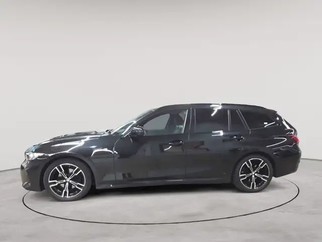 BMW 3 Series view 6