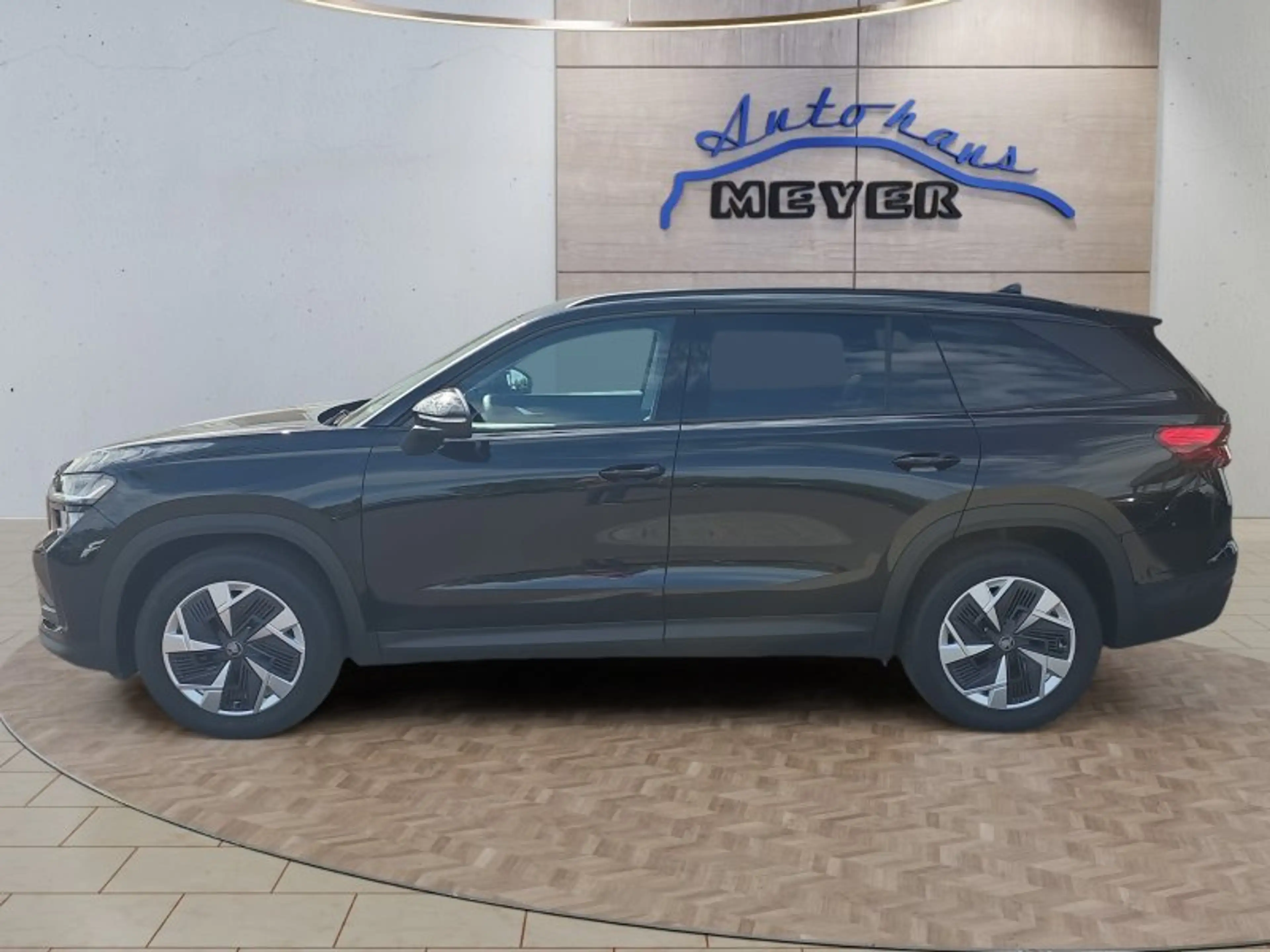 Skoda Kodiaq 1,5TSI DSG aAHK/7-Sitzer/Navi/ACC/el.Klappe — photo 4