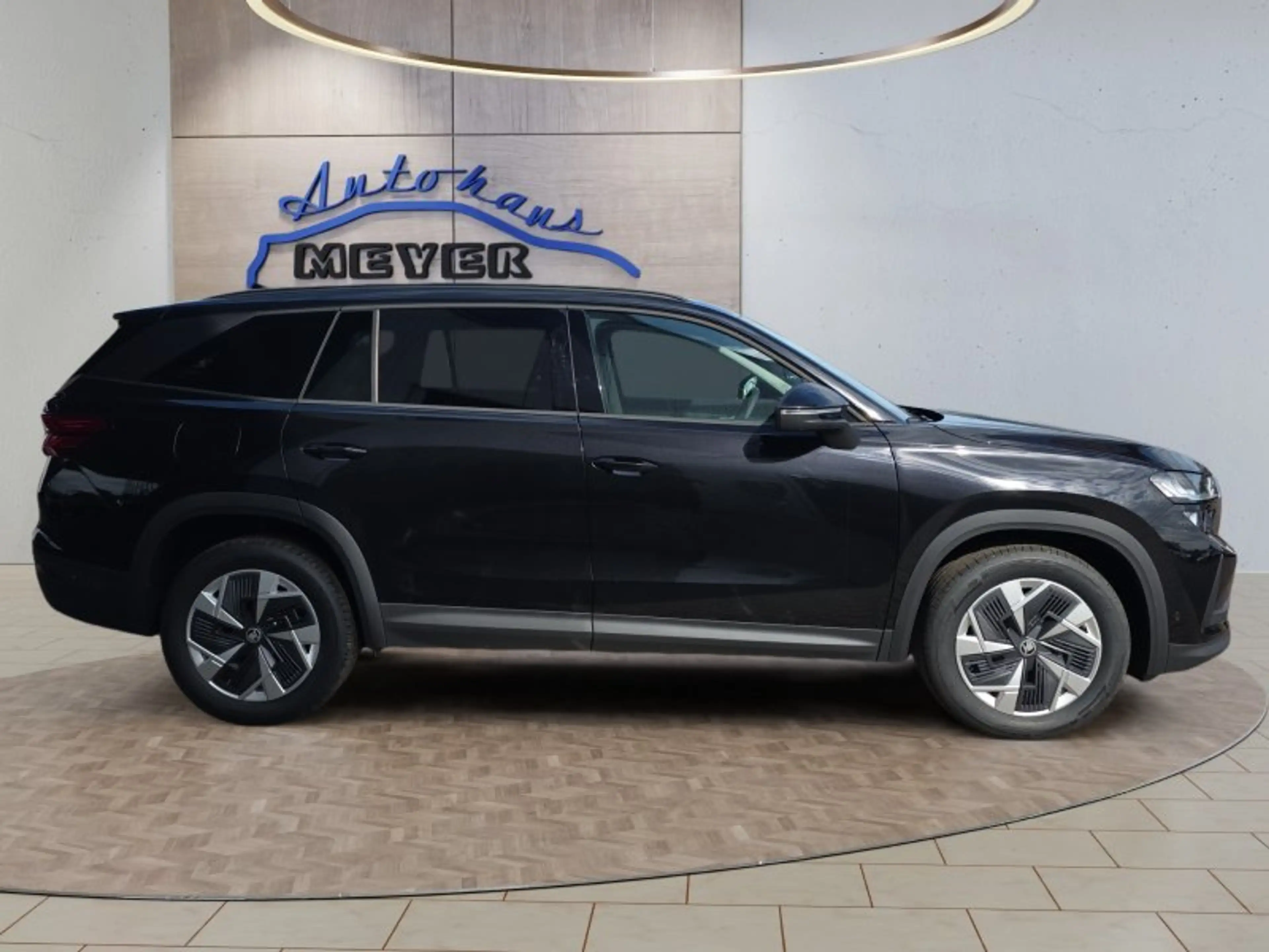 Skoda Kodiaq 1,5TSI DSG aAHK/7-Sitzer/Navi/ACC/el.Klappe — photo 8