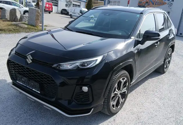 Suzuki Across Plug-in Hybrid E-FOUR E-CVT Flash