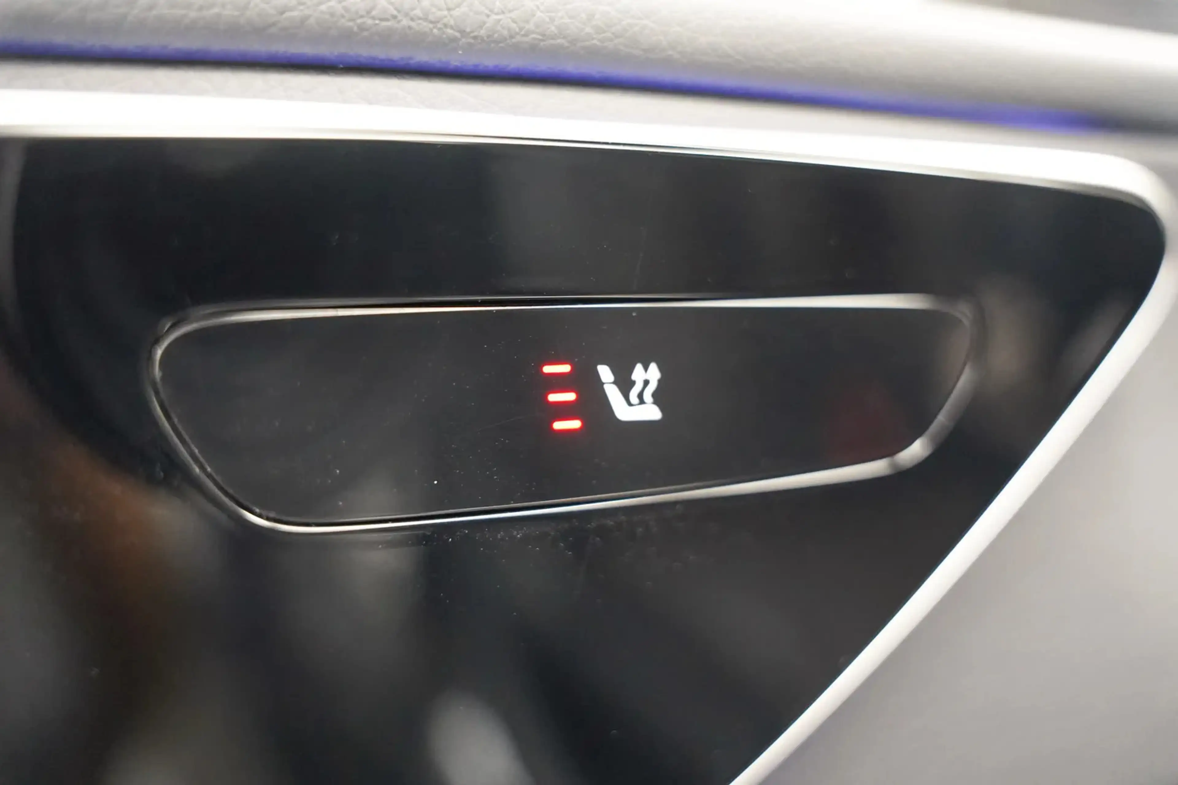 Mercedes-Benz C 300 Estate e Luxury [ SoH 93,4% | LED Apple/Android Ca — photo 13
