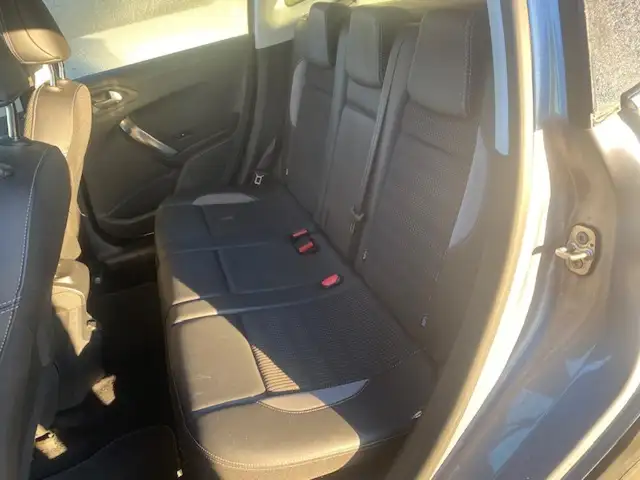 Peugeot 2008 view 7