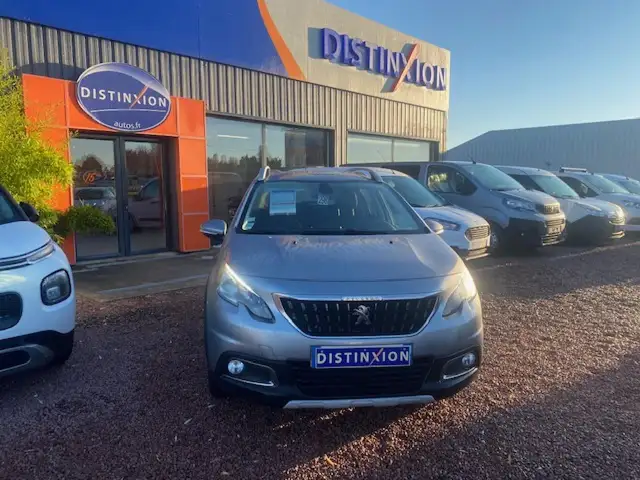 Peugeot 2008 view 3