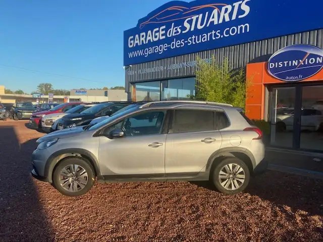 Peugeot 2008 view 4