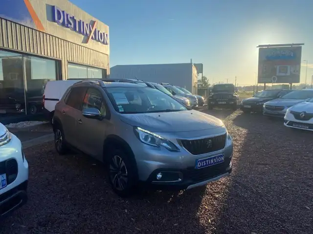 Peugeot 2008 view 2