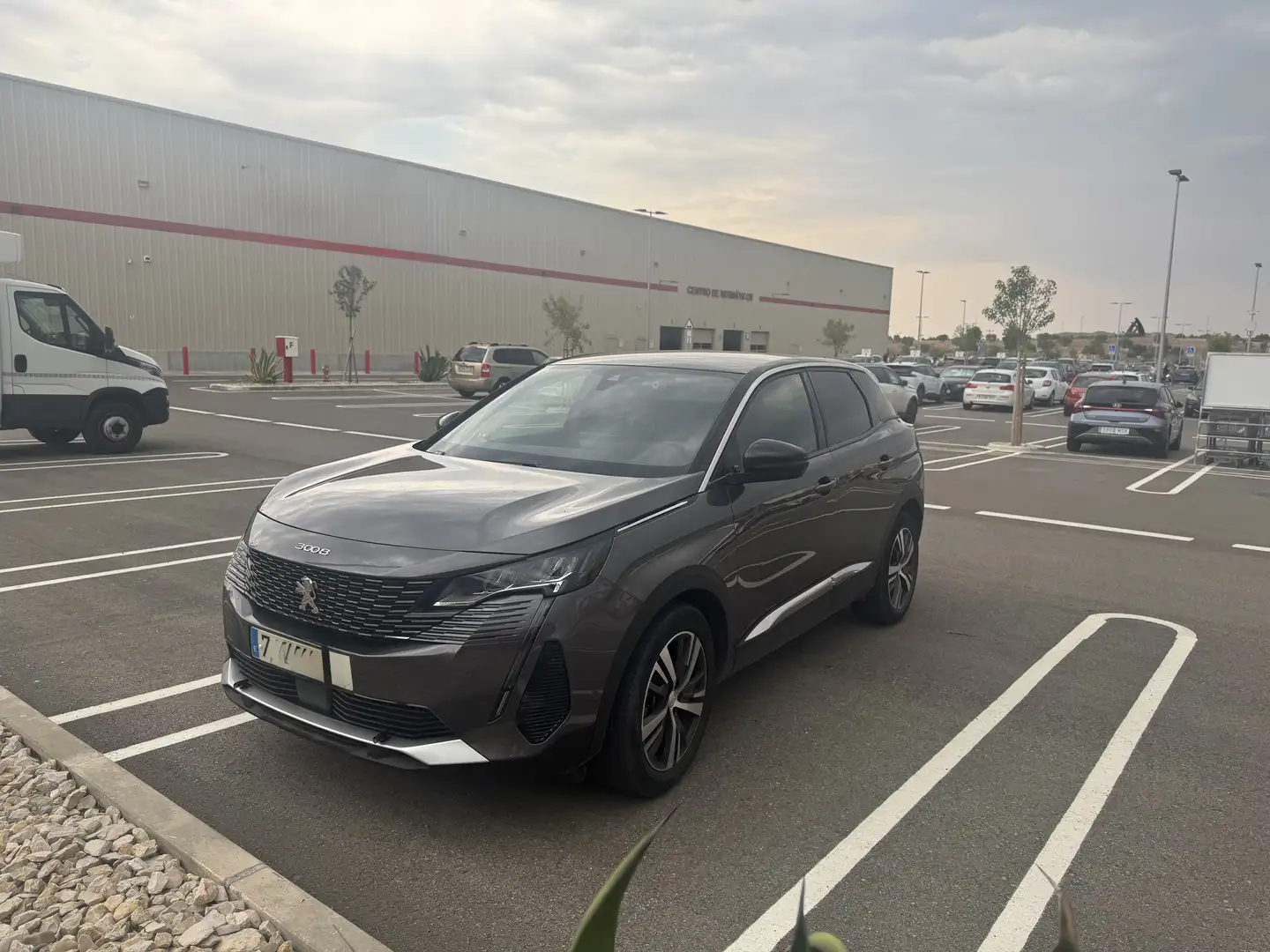 Peugeot 3008 1.5BlueHDi Active S&S EAT8 130 - 1