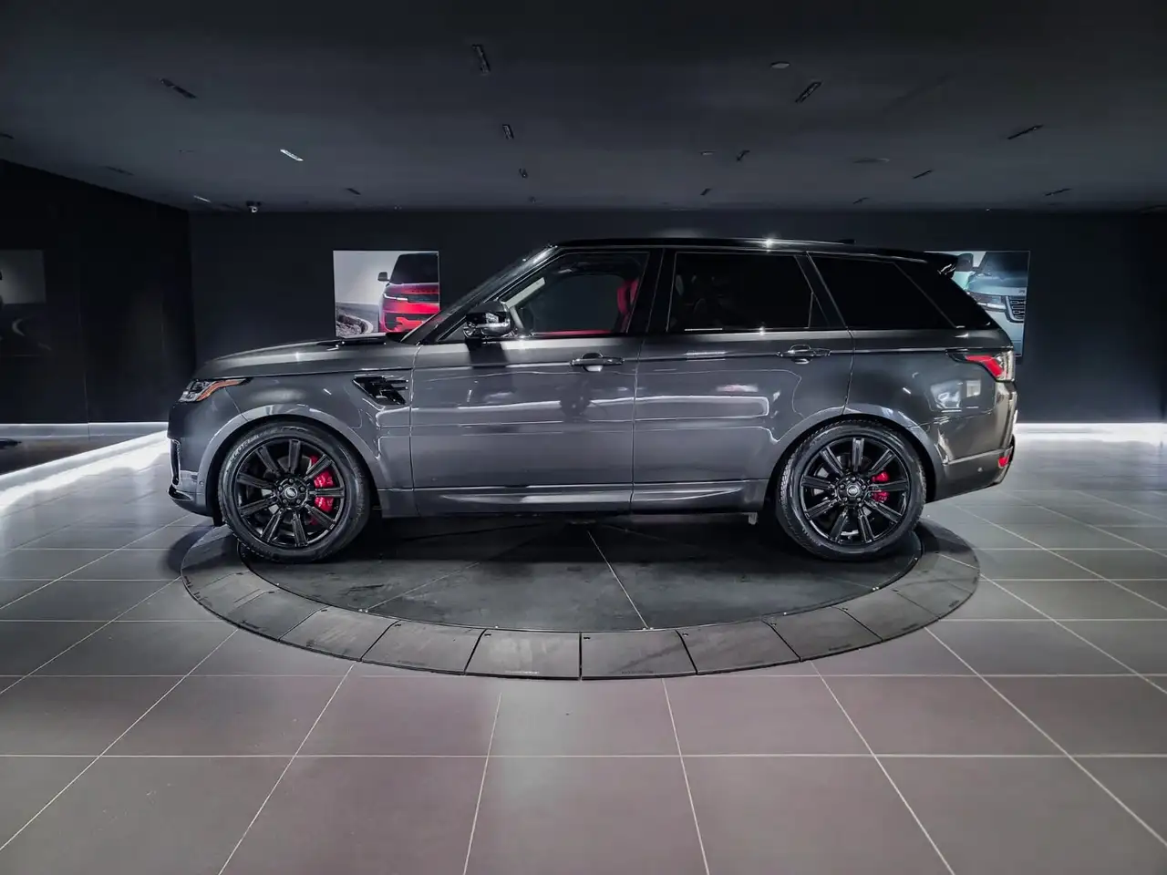 Land Rover Range Rover Sport снимка Land Rover Range Rover Sport