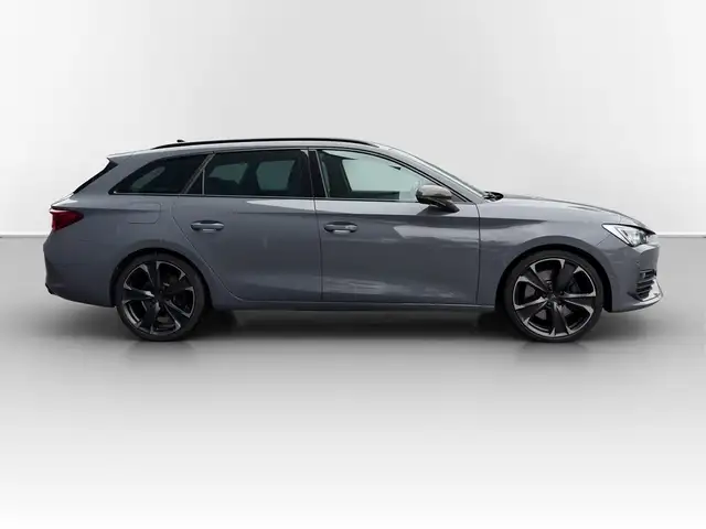 Cupra Leon view 5