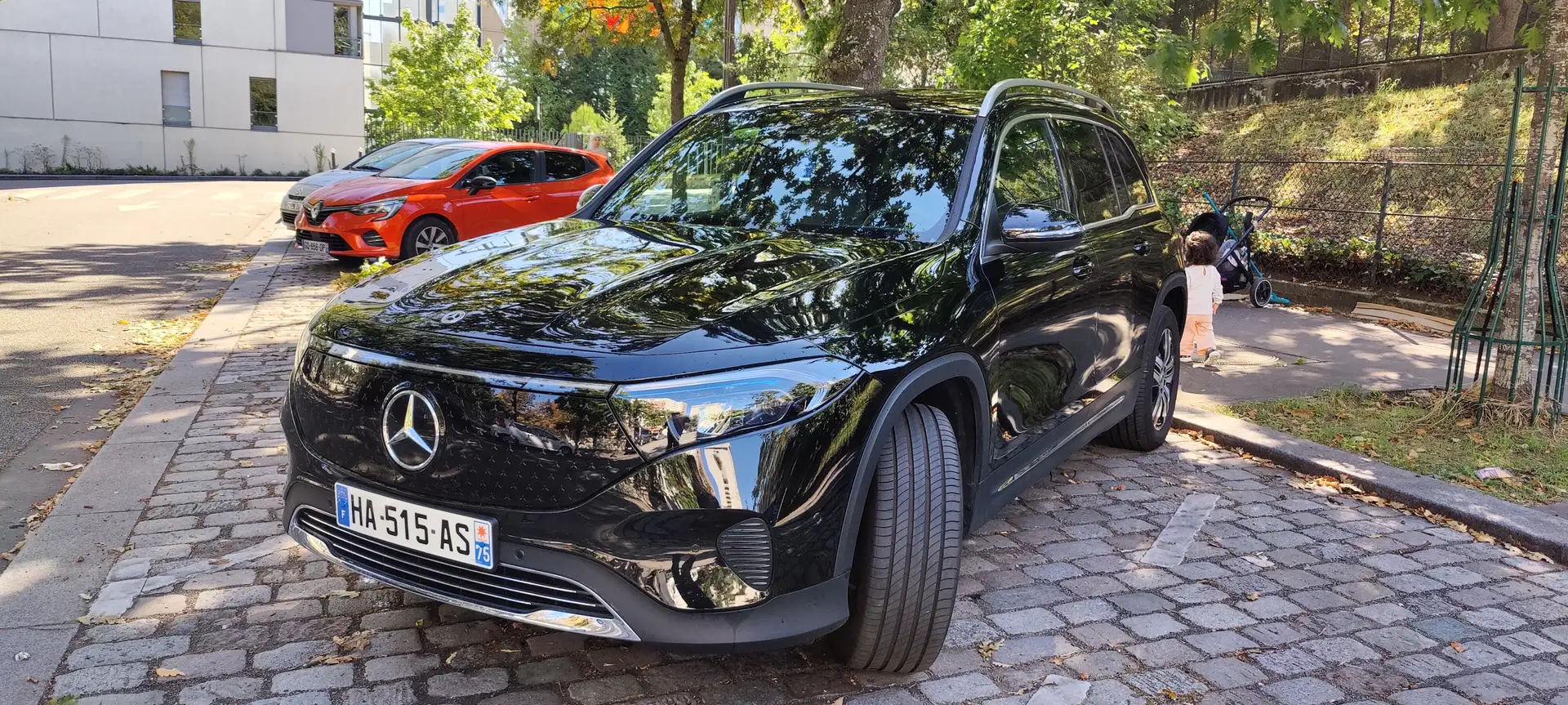 Mercedes-Benz EQB 250 250+ Edition - 1