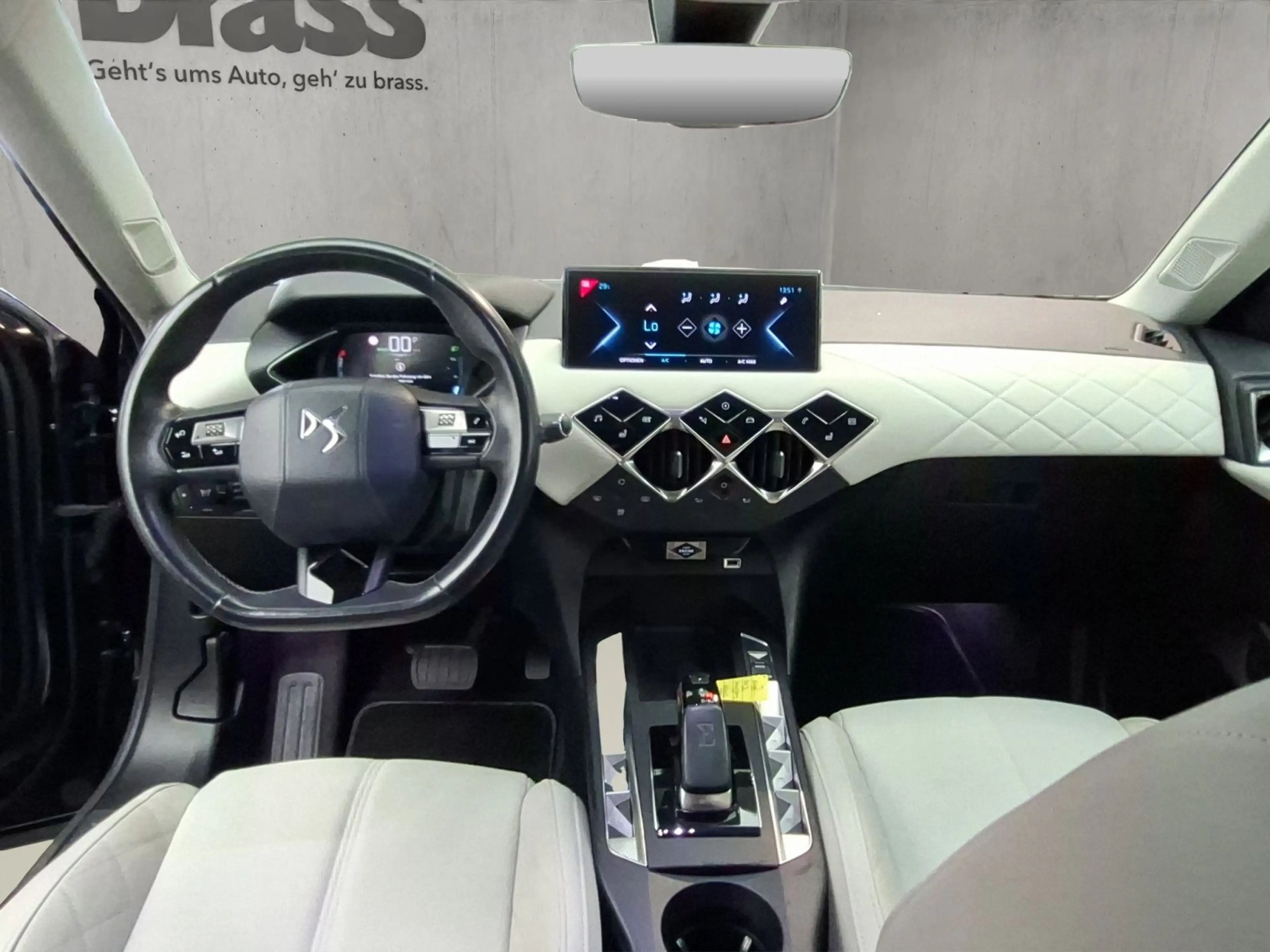 DS Automobiles DS 3 3 Crossback E-Tense Elektromotor So Chic — photo 14