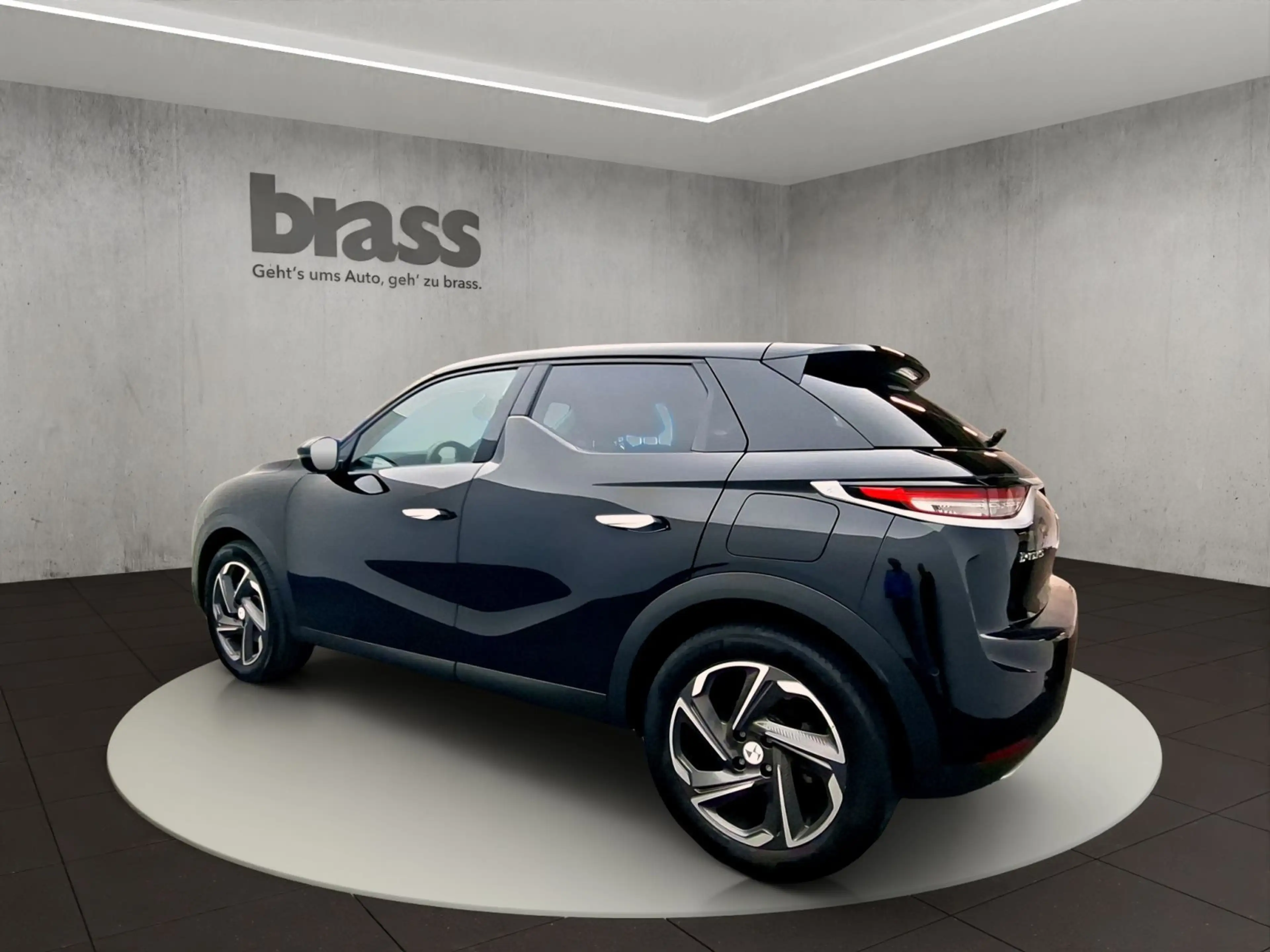 DS Automobiles DS 3 3 Crossback E-Tense Elektromotor So Chic — photo 3