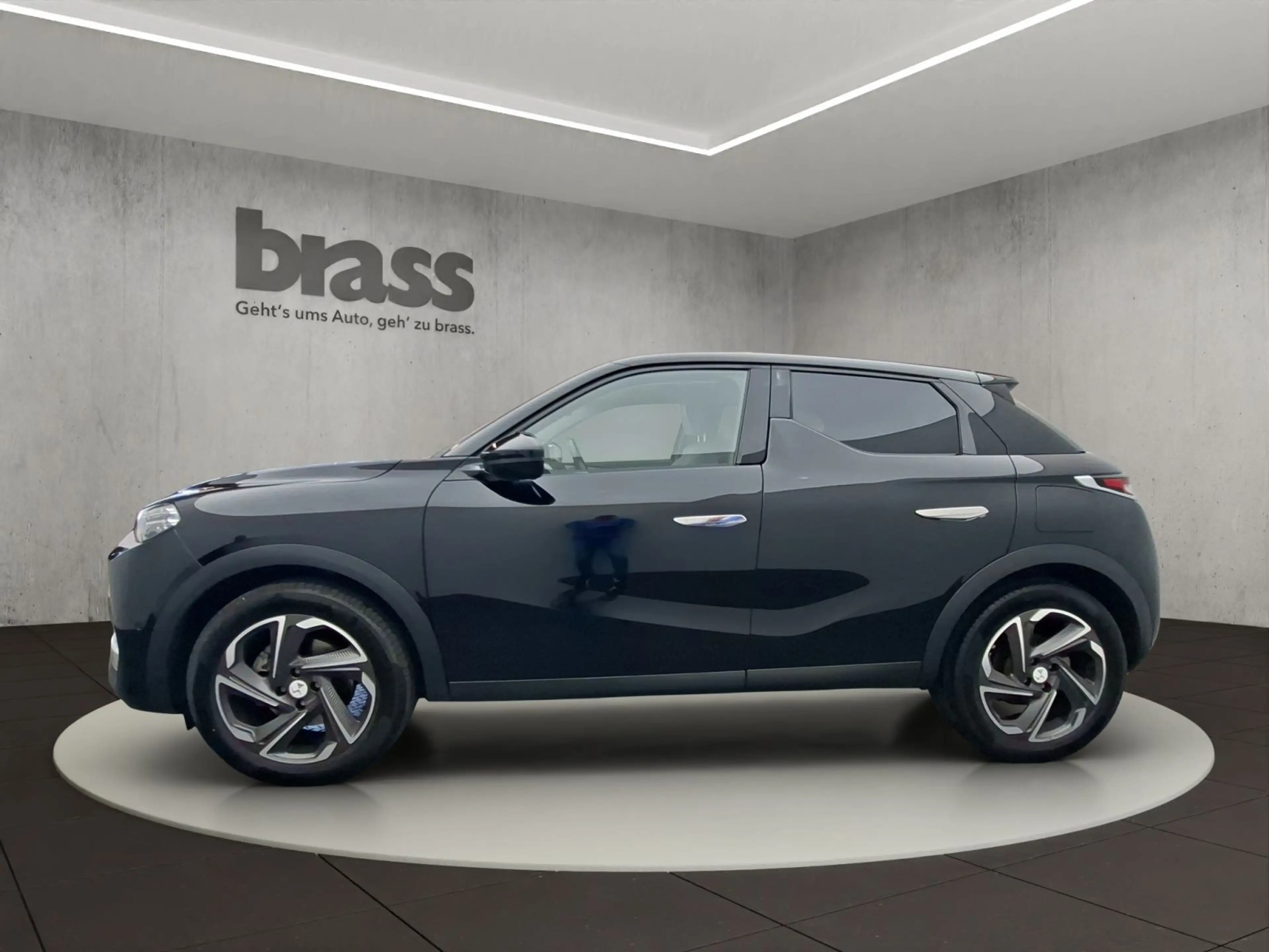 DS Automobiles DS 3 3 Crossback E-Tense Elektromotor So Chic — photo 2