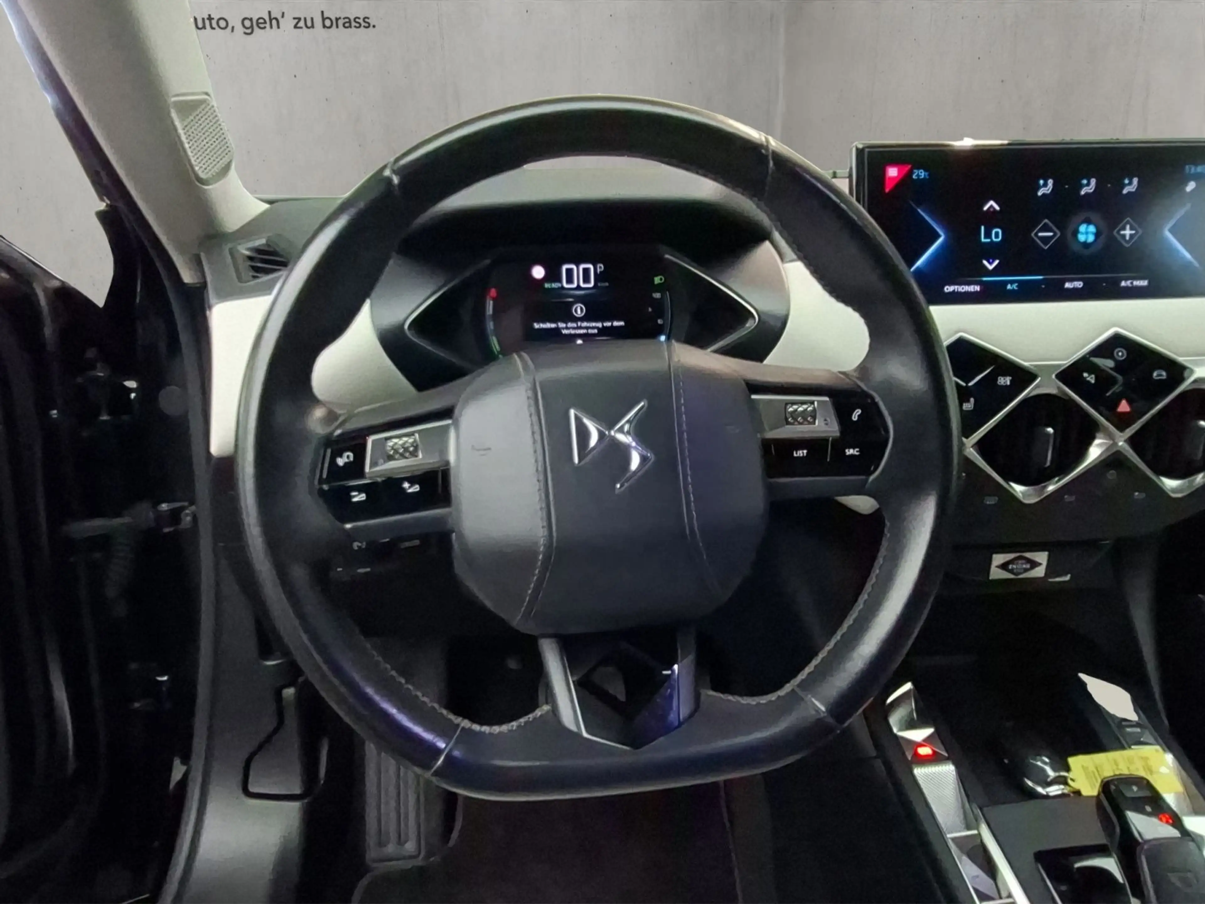 DS Automobiles DS 3 3 Crossback E-Tense Elektromotor So Chic — photo 10