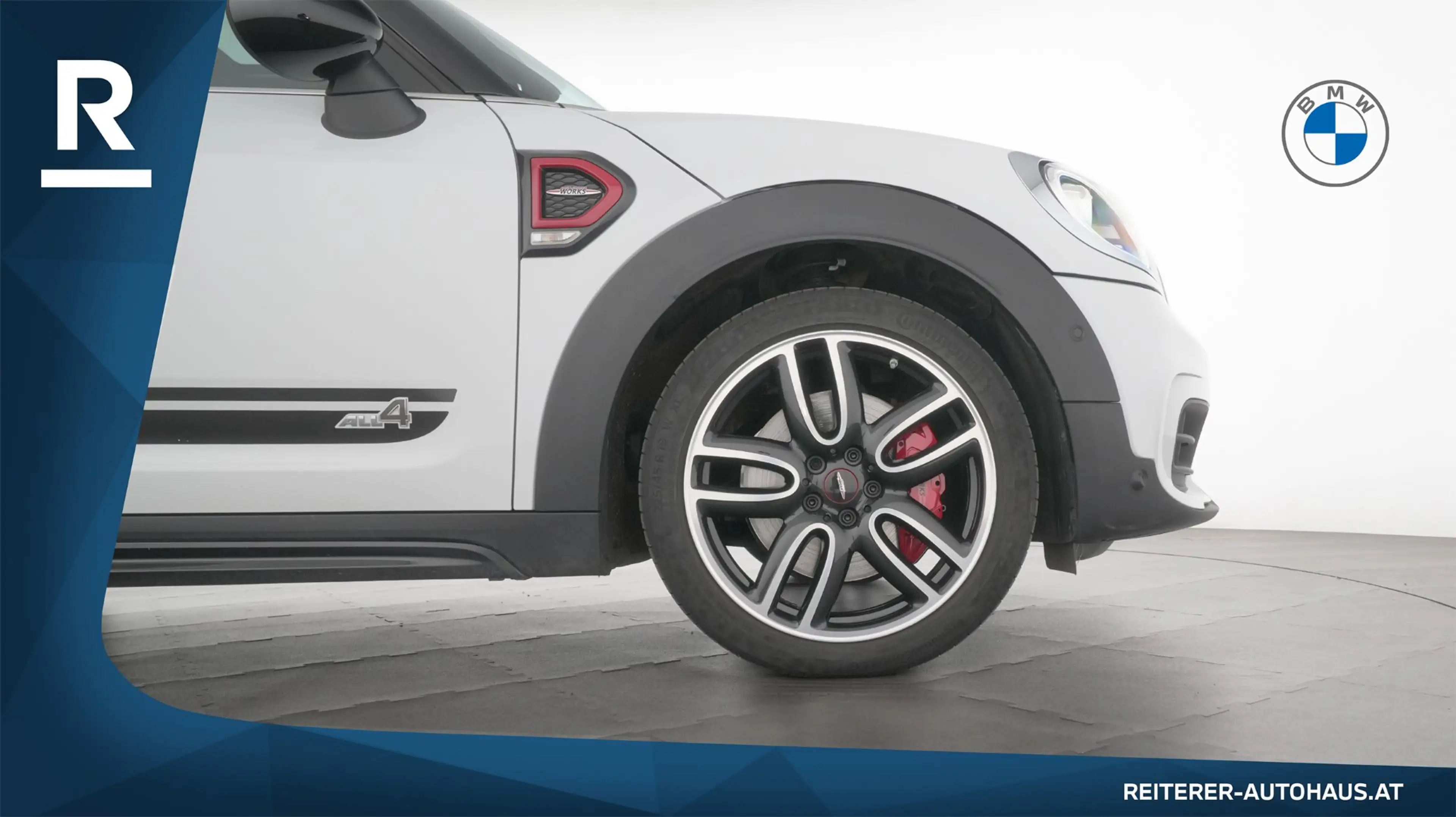 MINI John Cooper Works Countryman ALL4 — photo 31