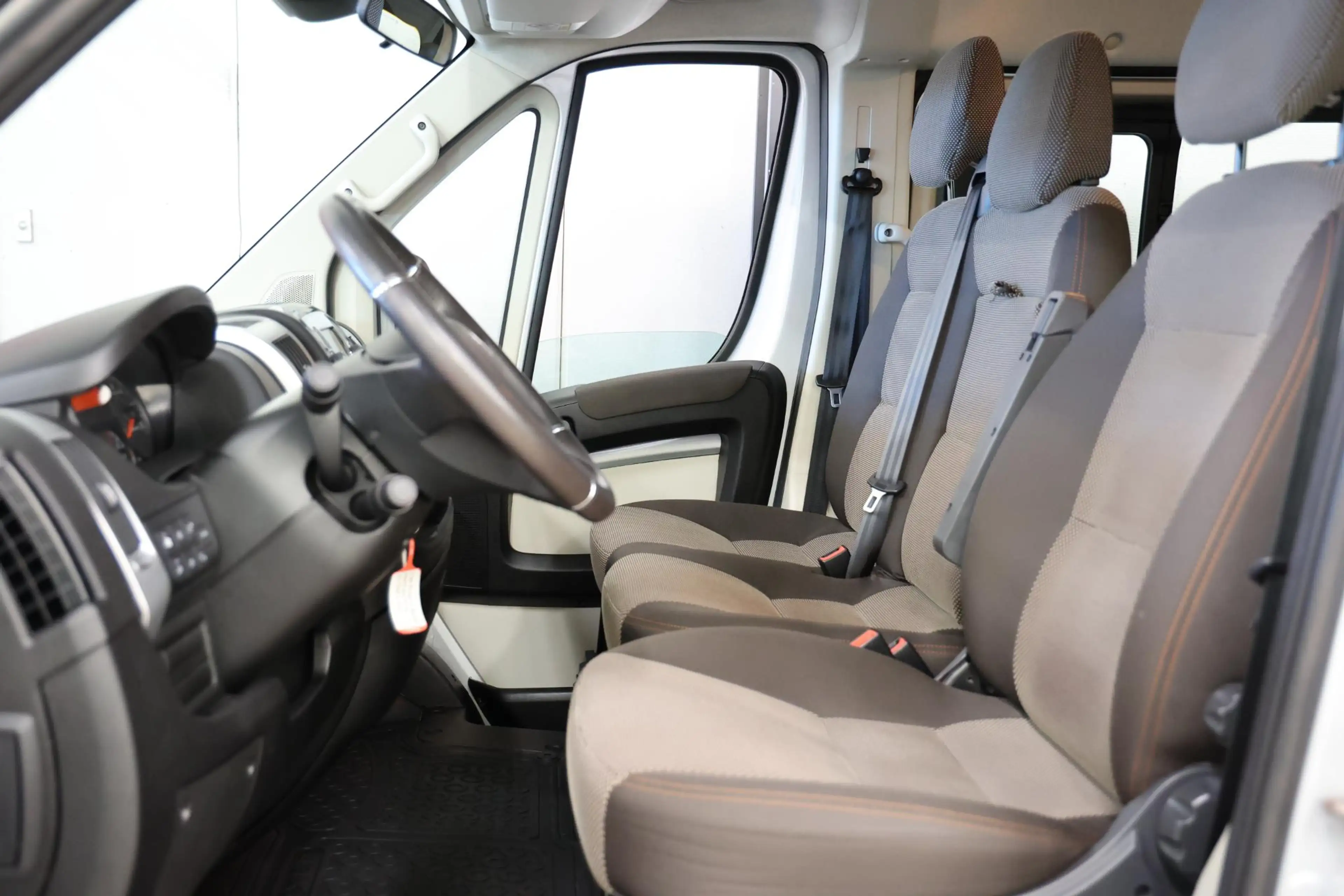 Peugeot Boxer 141 PK PERSONENBUS 9 PERSOONS — photo 7