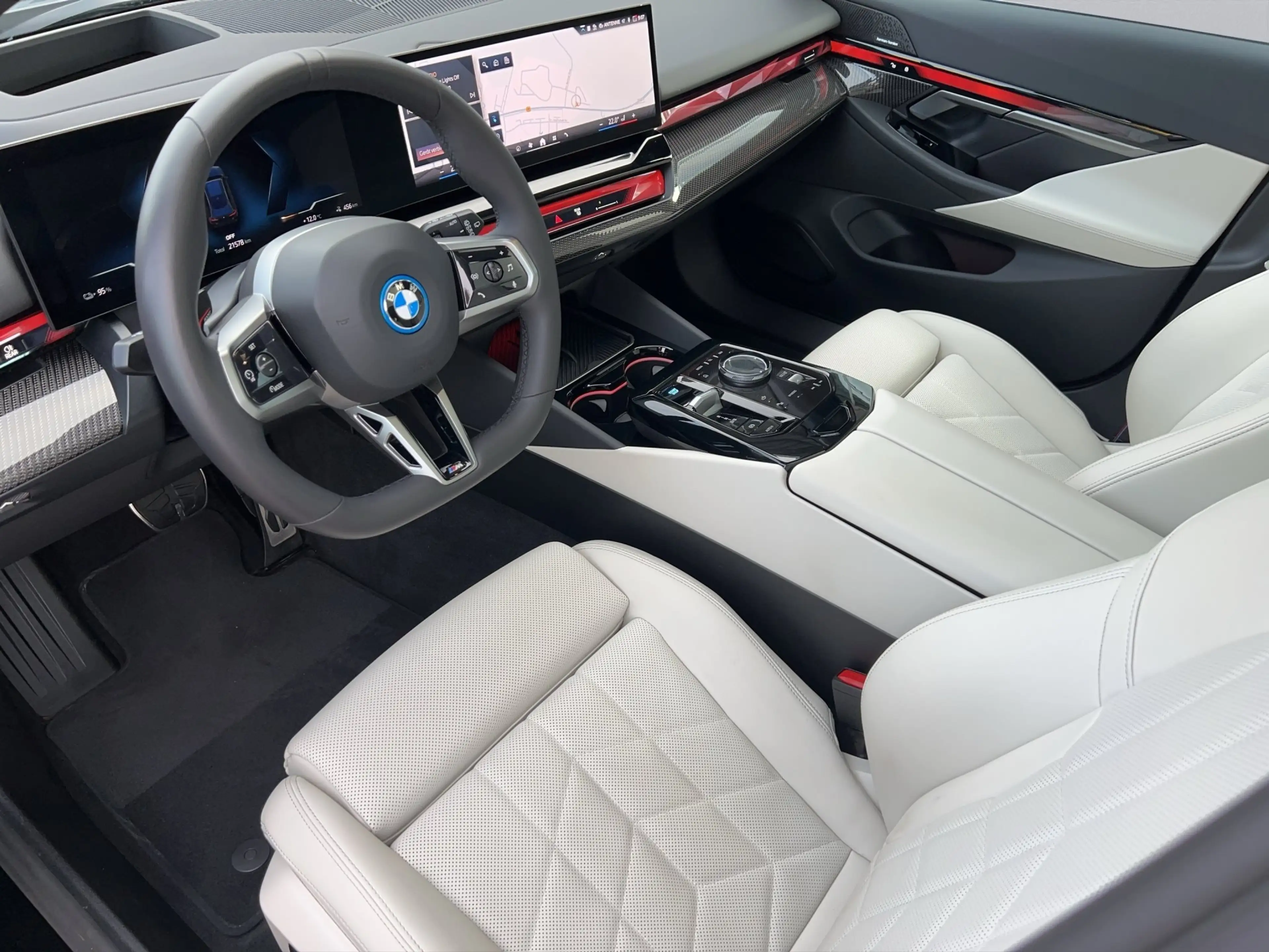 BMW i5 xDrive40 Touring M-Pro Carbon AUTOBAHNASSIST AHK — photo 6