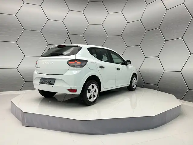 Dacia Sandero view 5