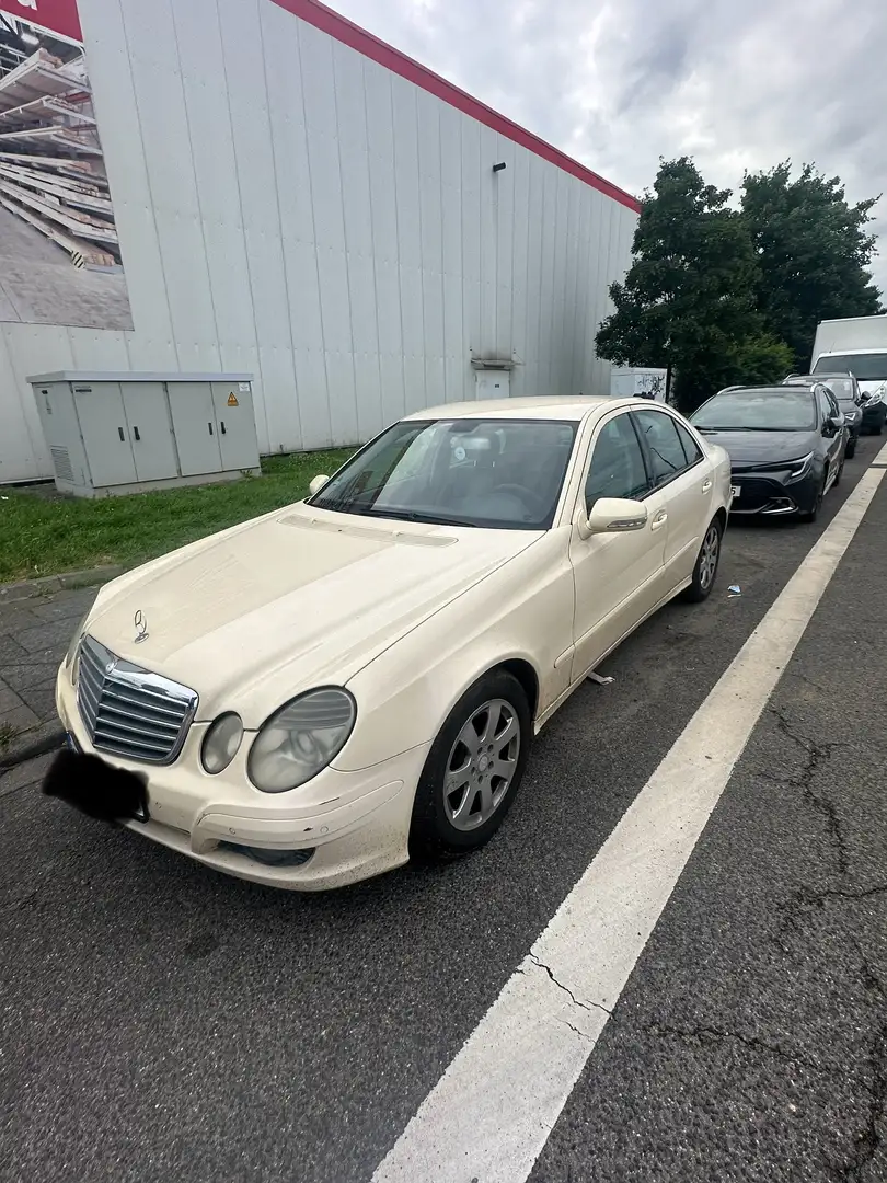 Mercedes-Benz E 200 E 200 CDI (211.007) Beige - 1