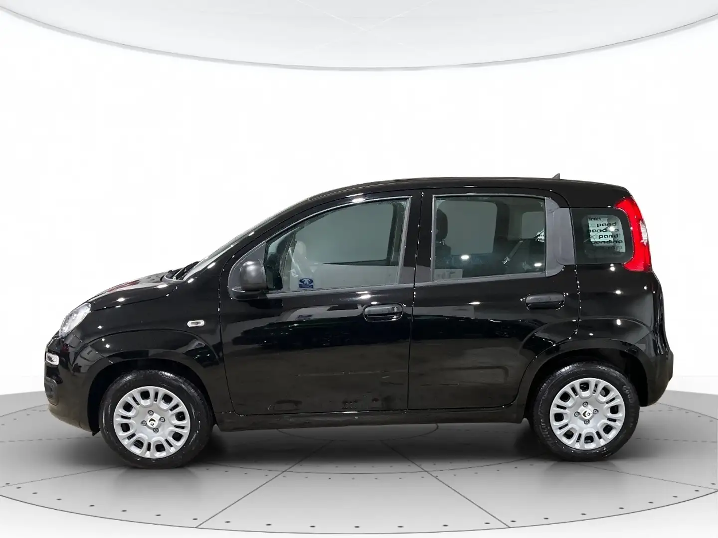 Fiat Panda 1.0 Hybrid 70cv Pop Schwarz - 2