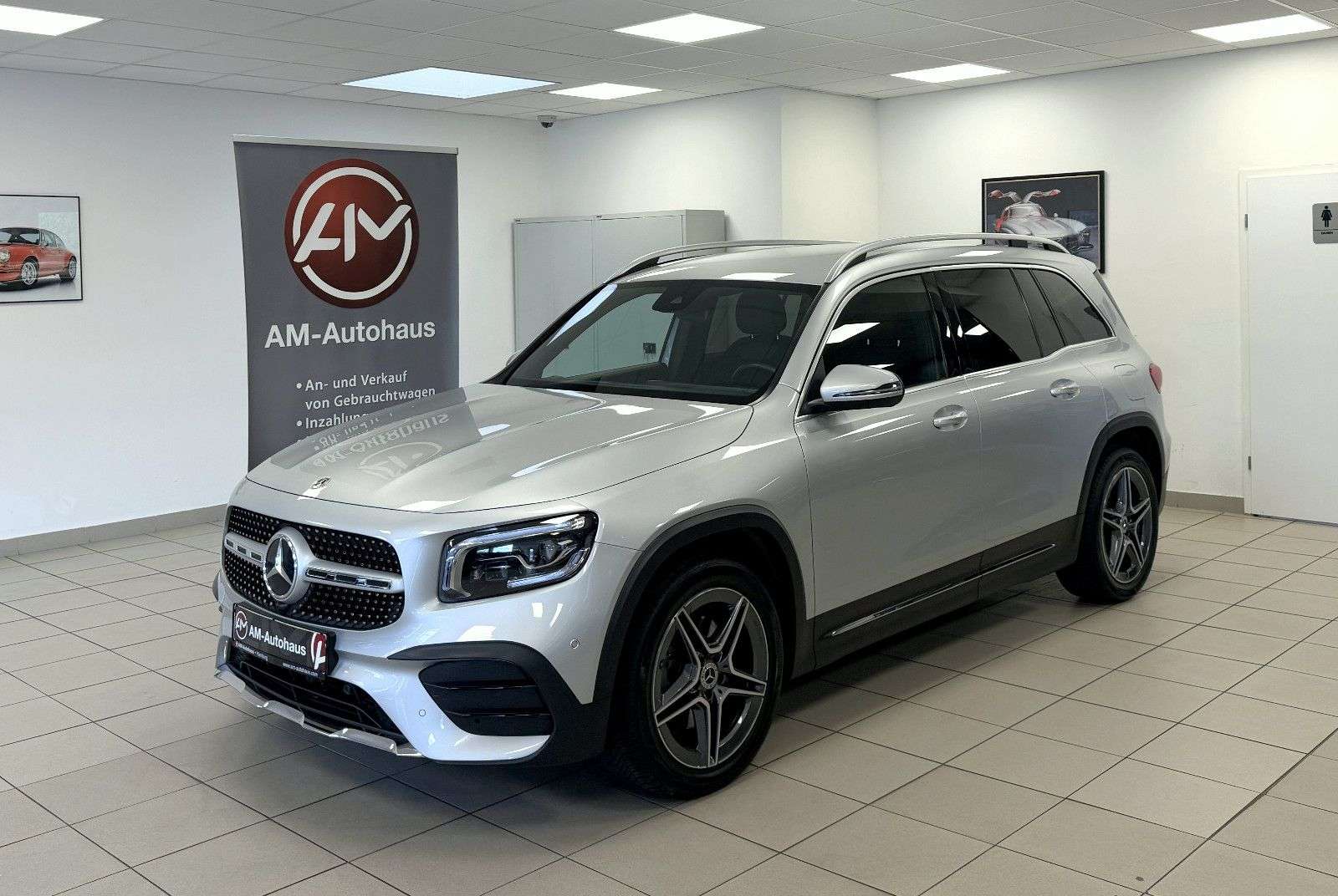 Mercedes-Benz GLB 200