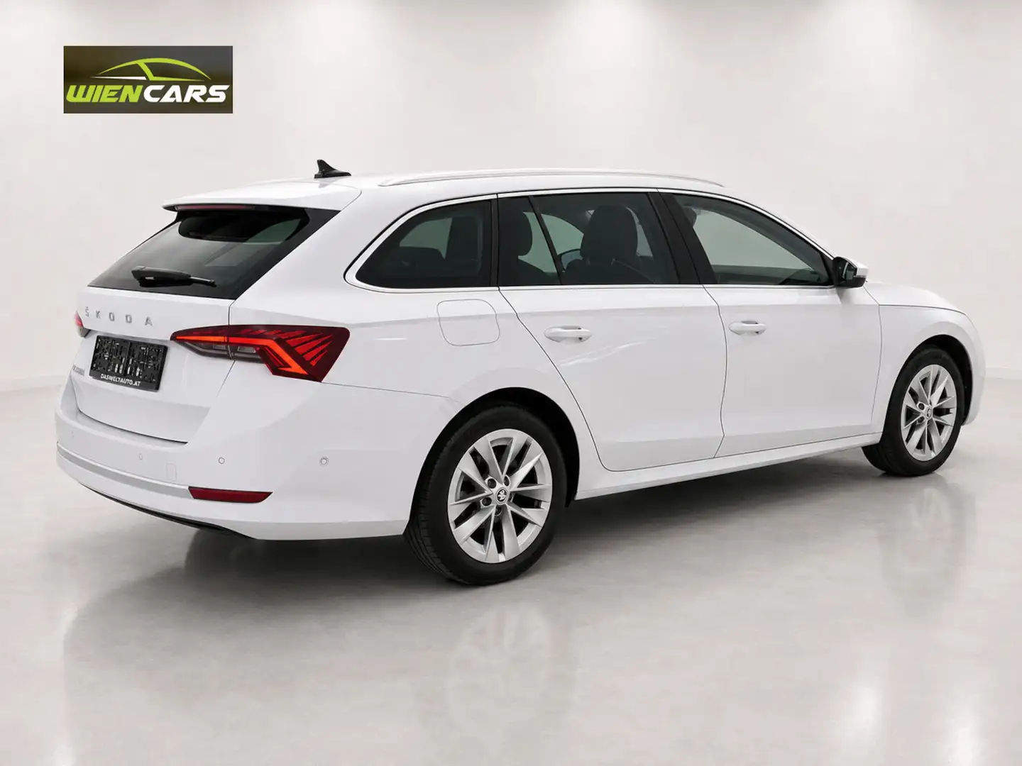 Skoda Octavia Combi Style 2.0 TDI DSG*MATRIX-LED*HeadUp* Weiß - 2
