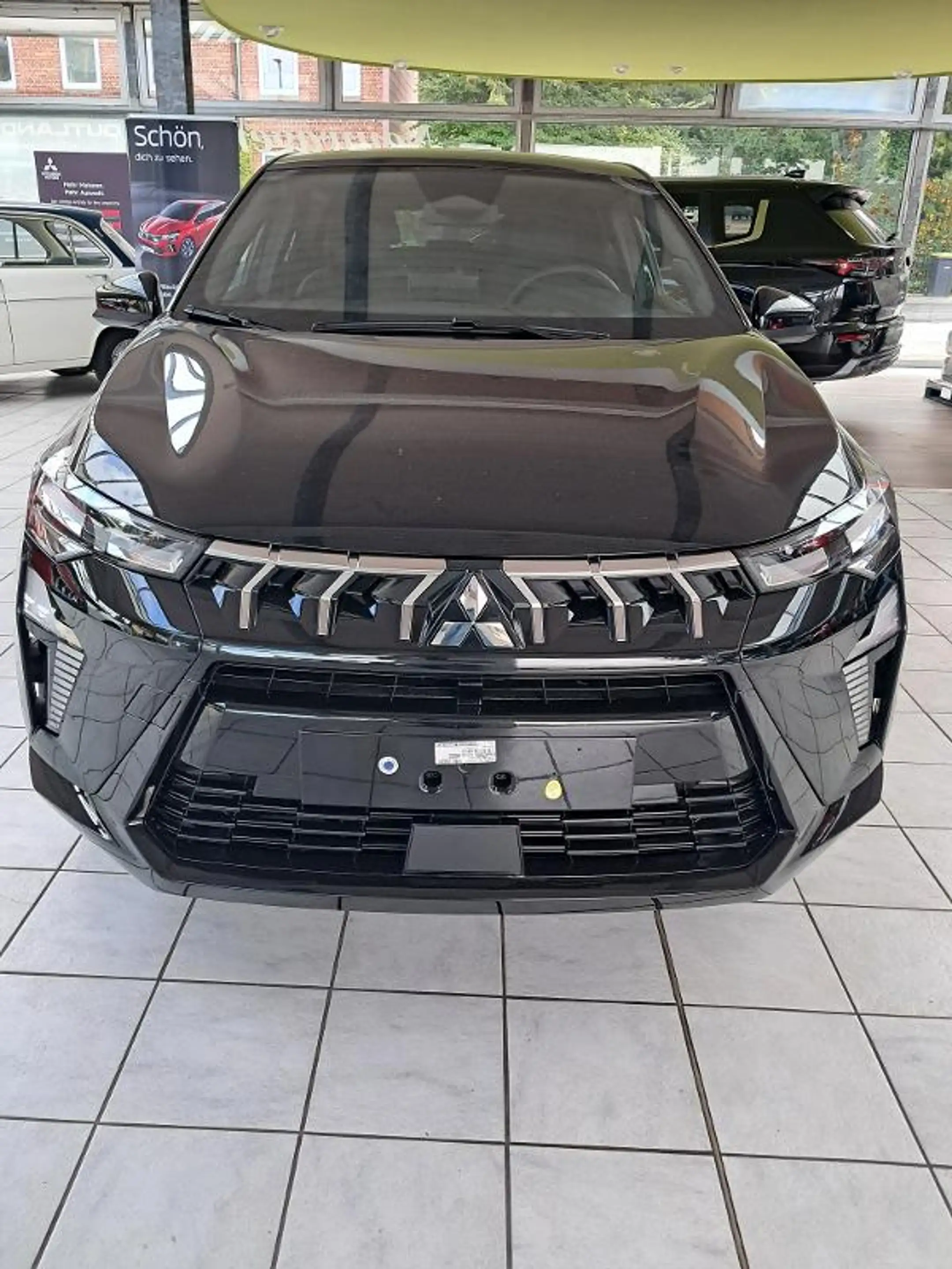 Mitsubishi ASX 1.8 Hybrid Black — photo 2
