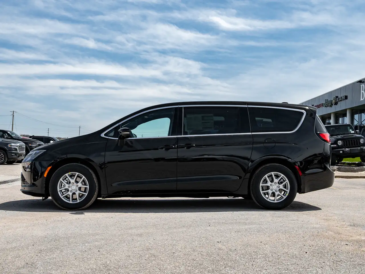 Chrysler Pacifica снимка Chrysler Pacifica