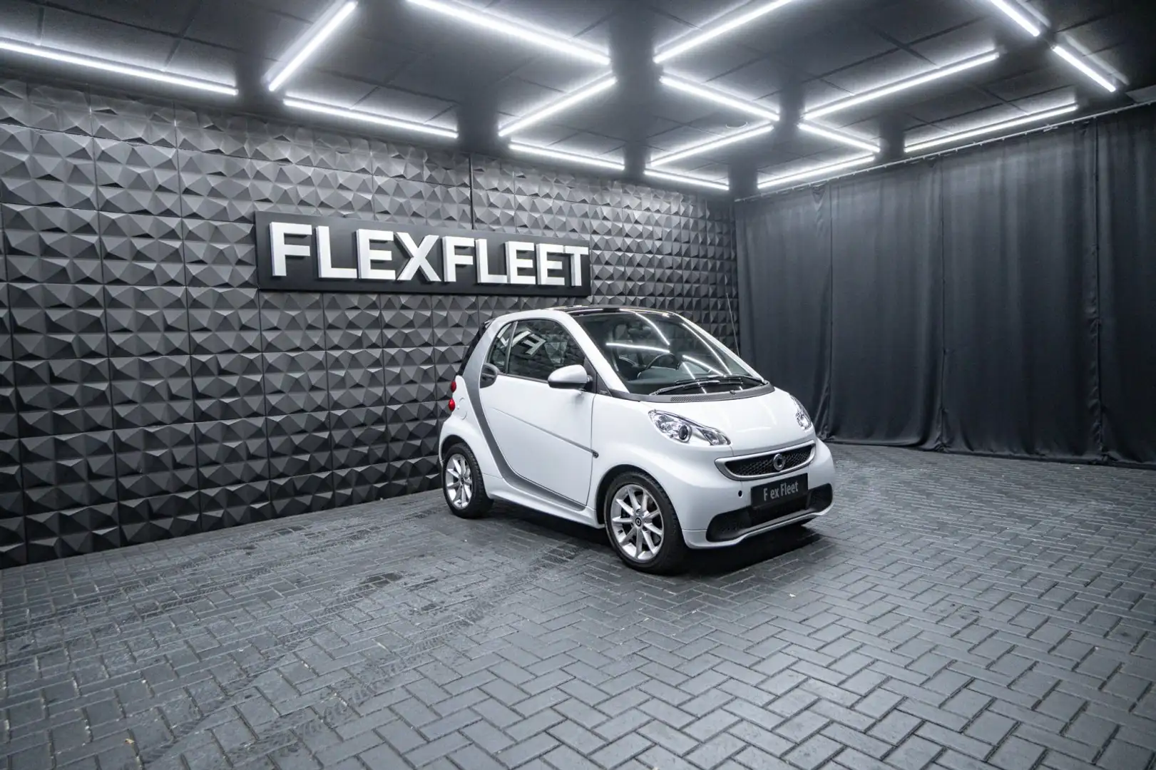 smart forTwo Passion Coupe  Pano Klima Automatik Argent - 1