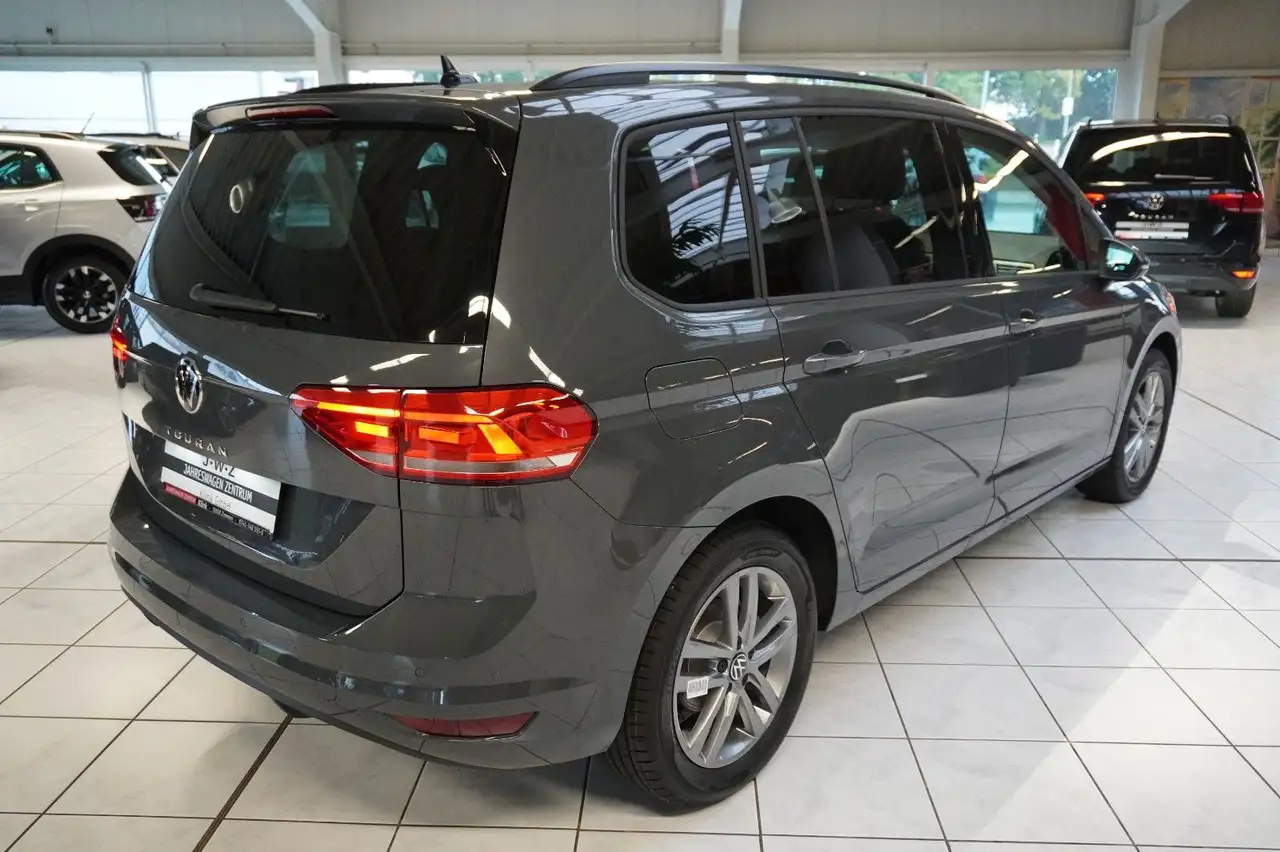 Volkswagen Touran Comfortline 1.5 TSI DSG*7SITZE*KAMERA*ACC 6