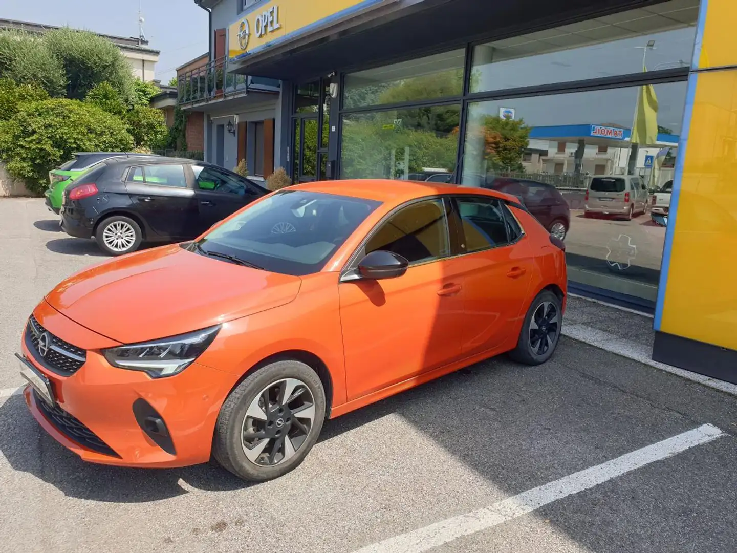 Opel Corsa-e 5 porte Elegance Arancione - 2