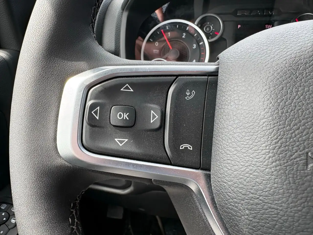 RAM 2500 снимка RAM 2500