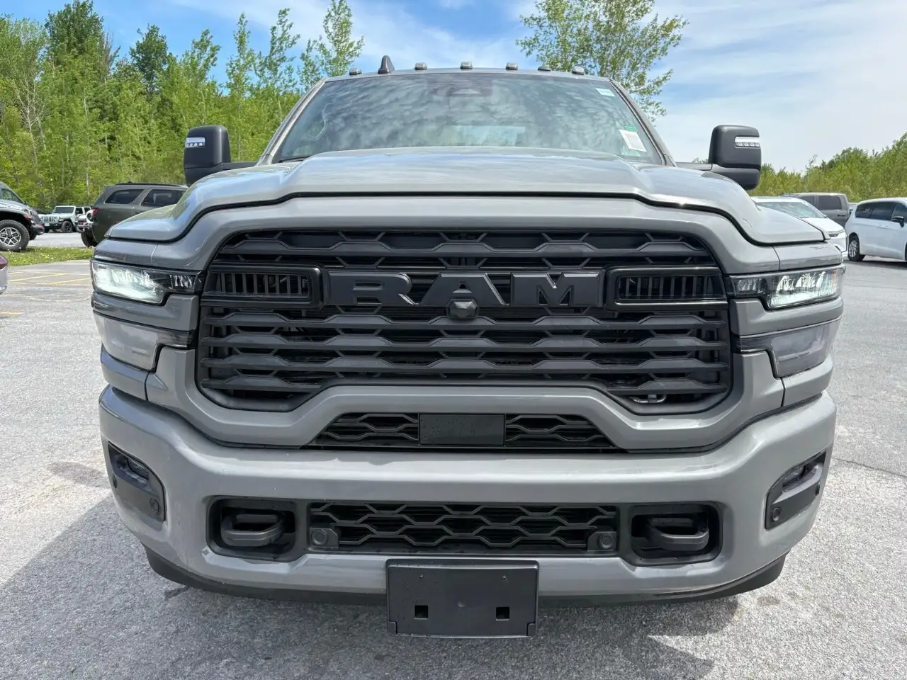 RAM 2500 снимка RAM 2500