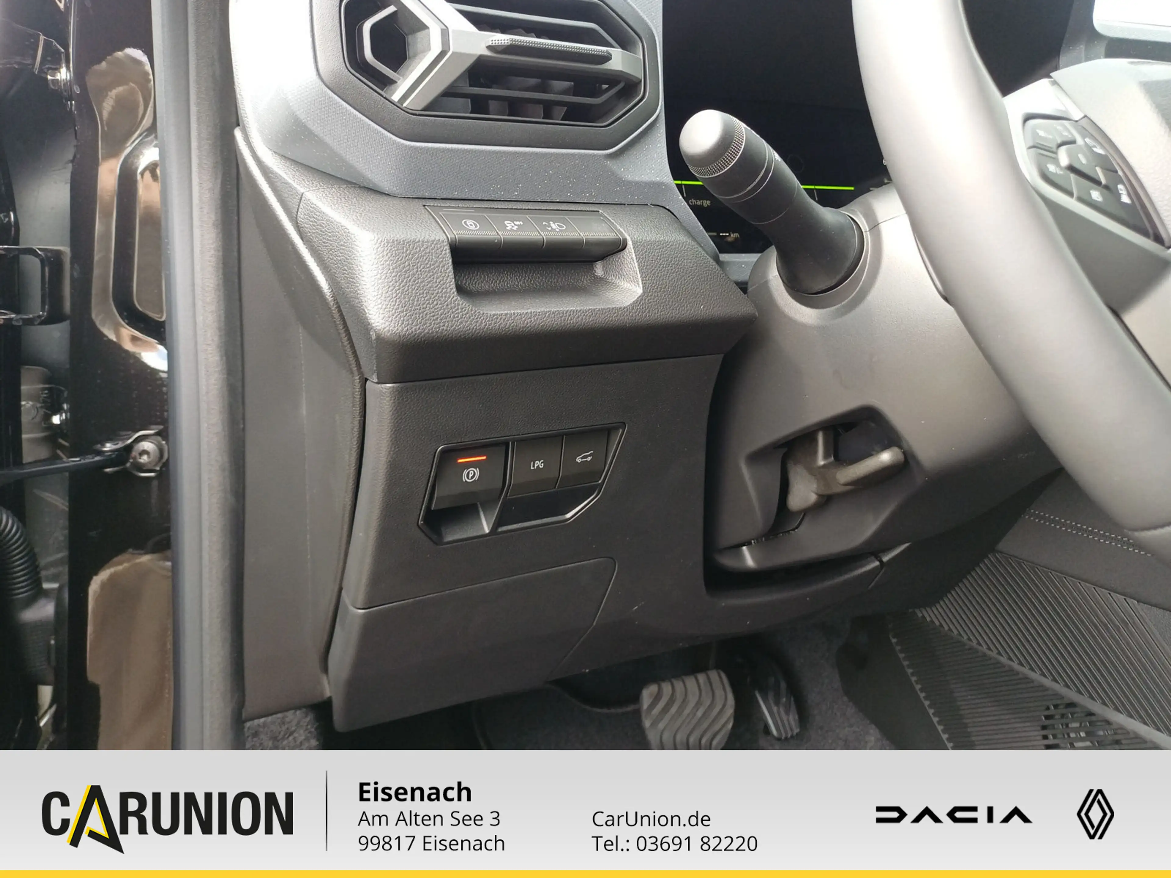 Dacia Bigster Journey hybrid-G 150 4x4 — photo 11